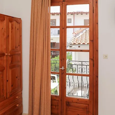 Myrto House Apartment Skiathos Town